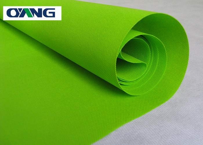 Позеленейте ткань Nonwoven 100% PP для мешков хозяйственных сумок/подарков